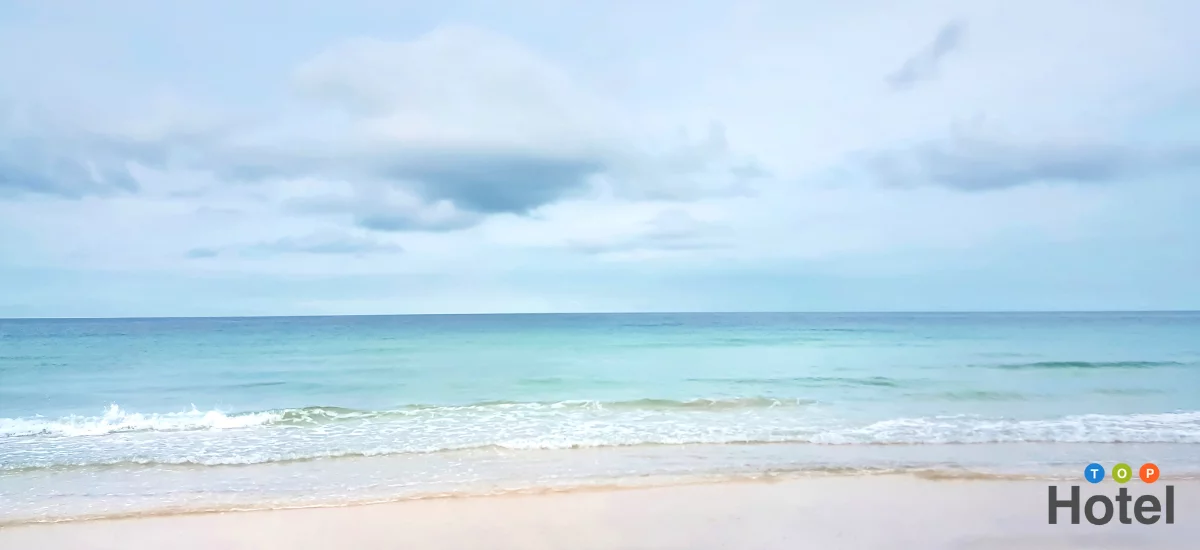 อ่าวพร้าว